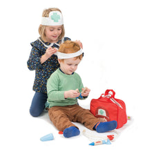Load image into Gallery viewer, Doctor and Nurses Set